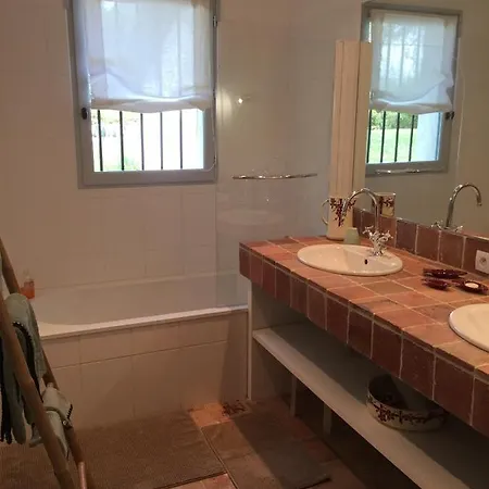 Maison D Hotes Lartigot 3*