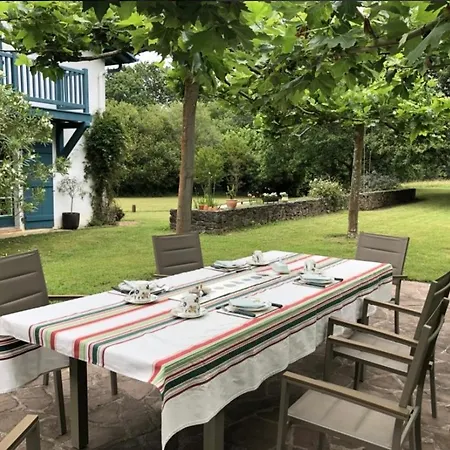 Bed & Breakfast Maison D Hotes Lartigot